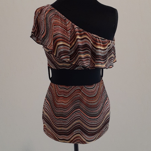 NEW 121 BOULEVARD One Shoulder Blouse - Picture 2 of 4